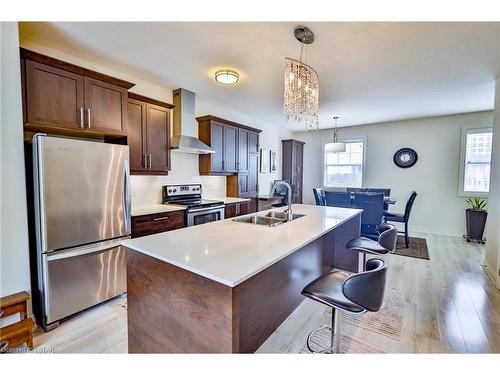 44-3025 Singleton Avenue, London, ON - Indoor Photo Showing Kitchen With Double Sink