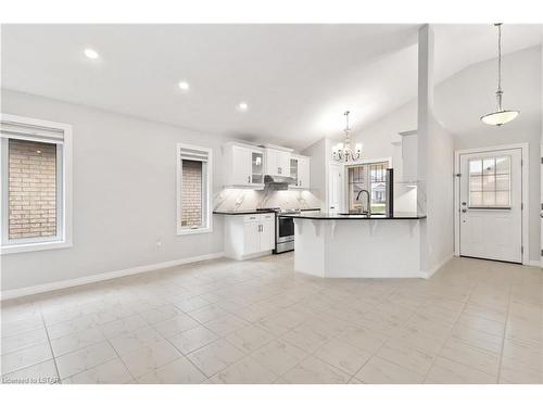 51 Ambrosia Path, St. Thomas, ON - Indoor Photo Showing Kitchen With Upgraded Kitchen