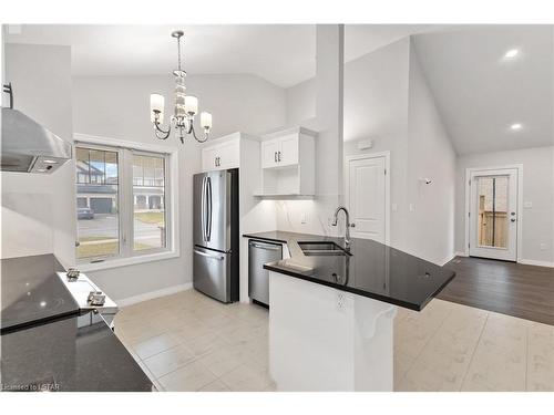 51 Ambrosia Path, St. Thomas, ON - Indoor Photo Showing Kitchen With Double Sink With Upgraded Kitchen