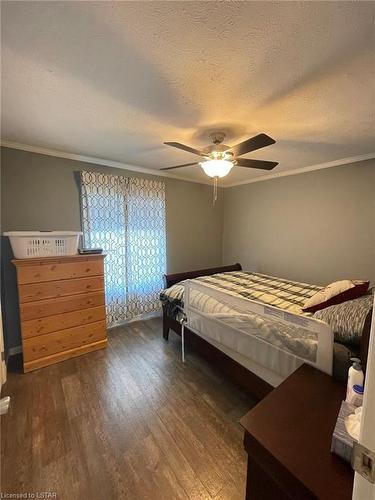 A20-4838 Switzer Drive, Appin, ON - Indoor Photo Showing Bedroom