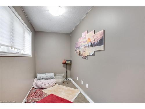 3380 Jinnies Way, London, ON - Indoor Photo Showing Other Room