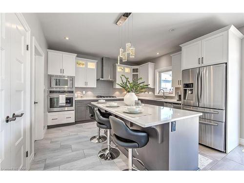 1131 Melsetter Way, London, ON - Indoor Photo Showing Kitchen With Upgraded Kitchen