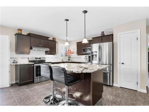 27 Peach Tree Boulevard, St. Thomas, ON - Indoor Photo Showing Kitchen With Upgraded Kitchen