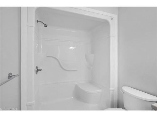 56 Honey Bend, St. Thomas, ON - Indoor Photo Showing Bathroom