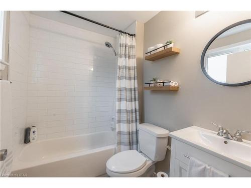 73634 London Road, Kippen, ON - Indoor Photo Showing Bathroom