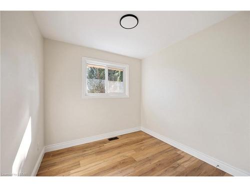 118 Jacqueline Street, London, ON - Indoor Photo Showing Other Room