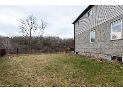 35-1450 North Wenige Drive, London, ON - Outdoor