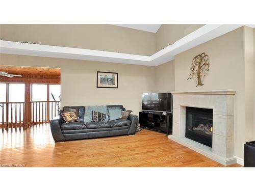 34639 Third Line, Southwold, ON - Indoor Photo Showing Living Room With Fireplace