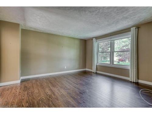 10 Erinlea Drive, St. Thomas, ON - Indoor Photo Showing Other Room
