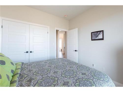 116 Lila Street, Dutton, ON - Indoor Photo Showing Bedroom