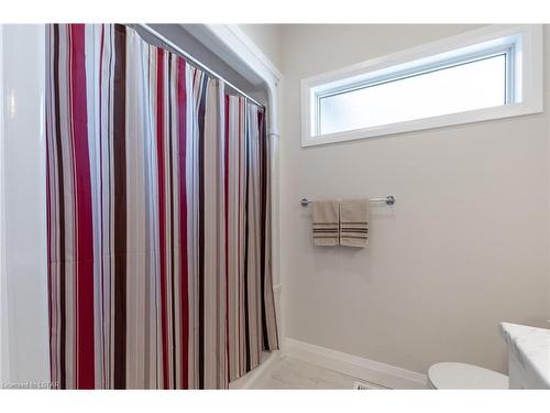 116 Lila Street, Dutton, ON - Indoor Photo Showing Bathroom