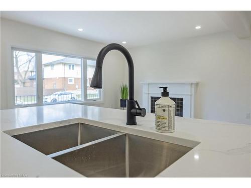 40 Logan Avenue, London, ON - Indoor Photo Showing Kitchen With Double Sink