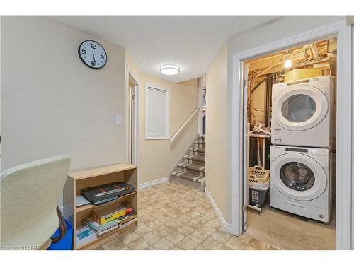 1287 Nicole Avenue, London, ON - Indoor Photo Showing Laundry Room