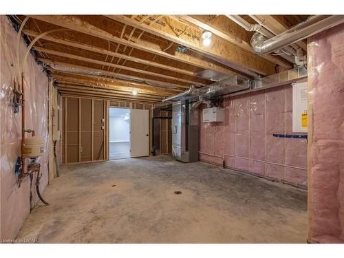 478 Kip Lane, Wyoming, ON - Indoor Photo Showing Basement