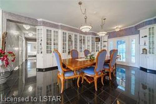 1561 Westchester Bourne Road, Thames Centre, ON - Indoor Photo Showing Dining Room