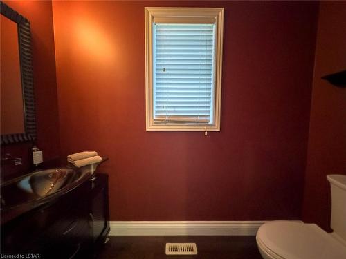 46-777 Apricot Drive, London, ON - Indoor Photo Showing Dining Room