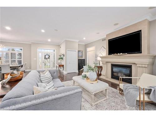 1619 Westdel Bourne Road, London, ON - Indoor Photo Showing Living Room With Fireplace