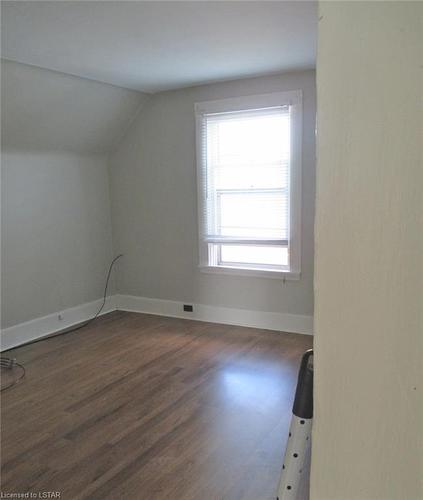 20 Fourth Avenue, St. Thomas, ON - Indoor Photo Showing Other Room