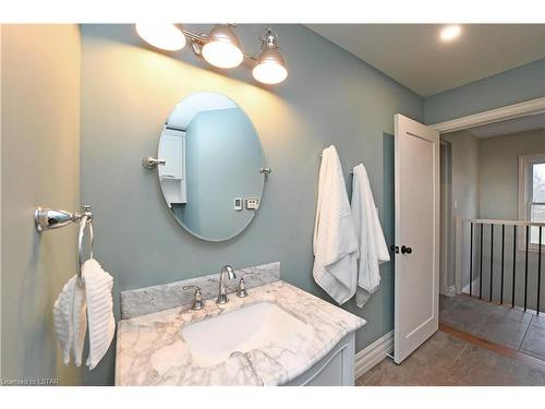 11428 Sunset Road, St. Thomas, ON - Indoor Photo Showing Bathroom