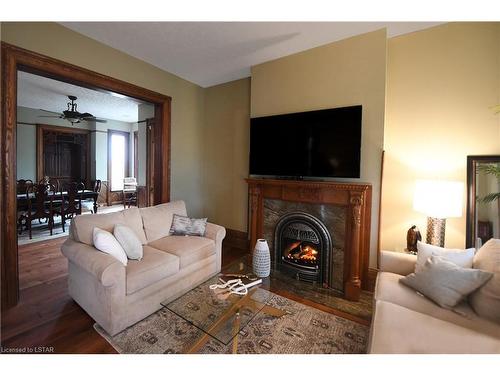 11428 Sunset Road, St. Thomas, ON - Indoor Photo Showing Living Room With Fireplace