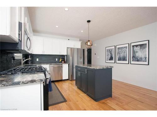 660 Reid Crescent, Listowel, ON - Indoor Photo Showing Kitchen With Stainless Steel Kitchen With Upgraded Kitchen