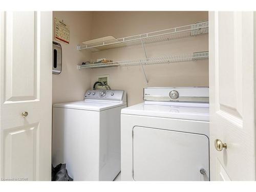 44-40 Quinella Drive, London, ON - Indoor Photo Showing Laundry Room