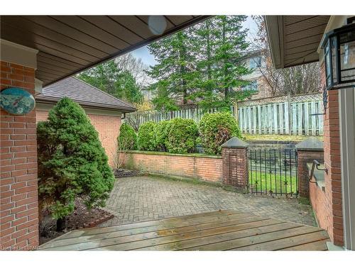 44-40 Quinella Drive, London, ON - Outdoor With Deck Patio Veranda With Exterior