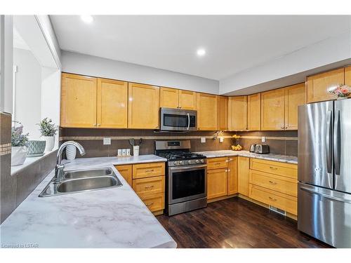 47 Crabtree Avenue, London, ON - Indoor Photo Showing Kitchen With Double Sink