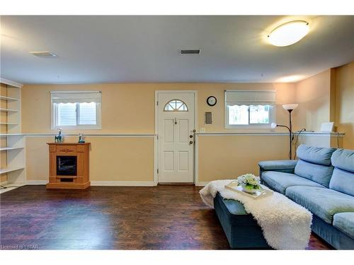 1031 Guildwood Boulevard, London, ON - Indoor Photo Showing Other Room