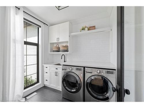 22834 Highbury Avenue N, Ilderton, ON - Indoor Photo Showing Laundry Room