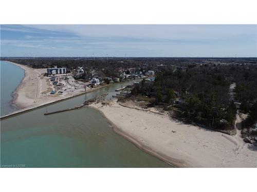 6 Harbour Park Court, Grand Bend, ON - Outdoor With View