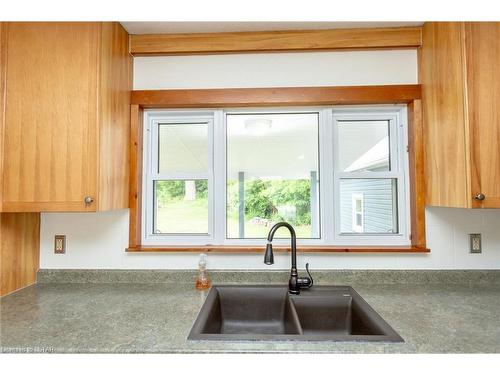 4025 Union Road, Southwold, ON - Indoor Photo Showing Kitchen