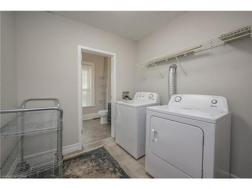 175 Sydenham Street, London, ON - Indoor Photo Showing Laundry Room
