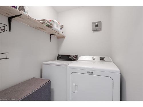 60-3320 Meadowgate Boulevard, London, ON - Indoor Photo Showing Laundry Room