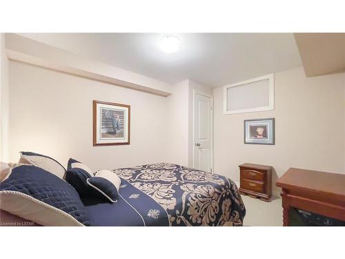 5 Oakwood Links Lane, Grand Bend, ON - Indoor Photo Showing Bedroom