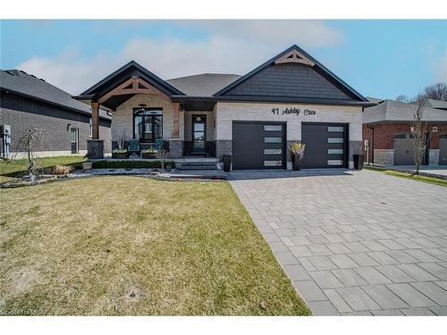 47 Ashby Crescent, Strathroy, ON - Outdoor With Facade