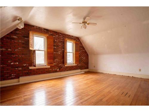 372 Mornington Avenue, London, ON - Indoor Photo Showing Other Room