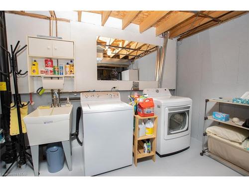 14-35 Waterman Avenue, London, ON - Indoor Photo Showing Laundry Room
