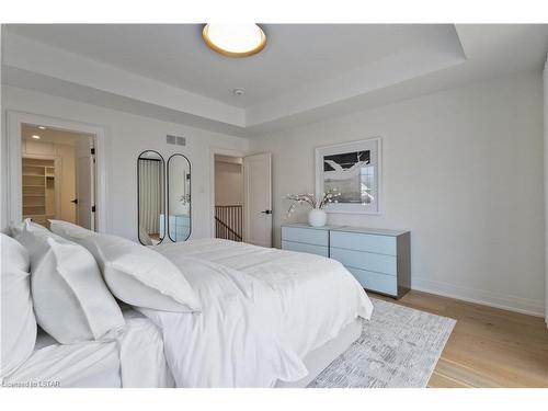 1651 Upper West Avenue Avenue, London, ON - Indoor Photo Showing Bedroom