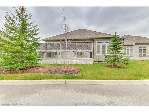 17-725 Eagletrace Drive, London, ON - Outdoor With Deck Patio Veranda