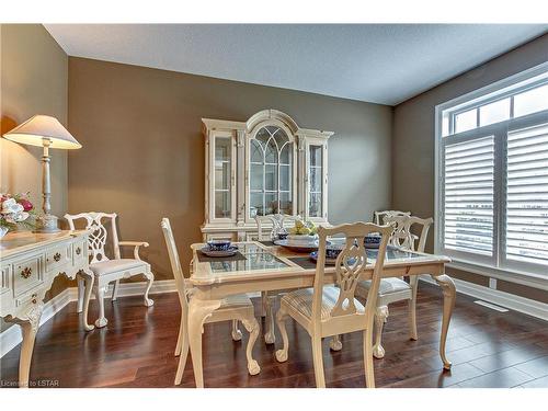 17-725 Eagletrace Drive, London, ON - Indoor Photo Showing Dining Room