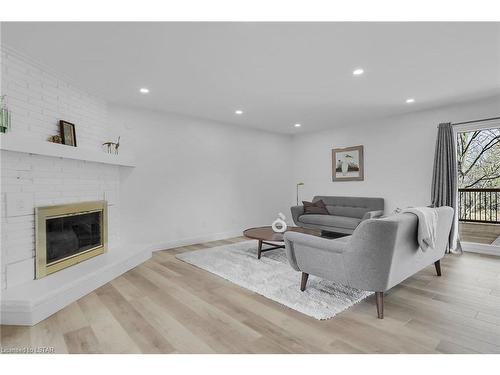 108 Balnagowan Place, London, ON - Indoor Photo Showing Living Room With Fireplace
