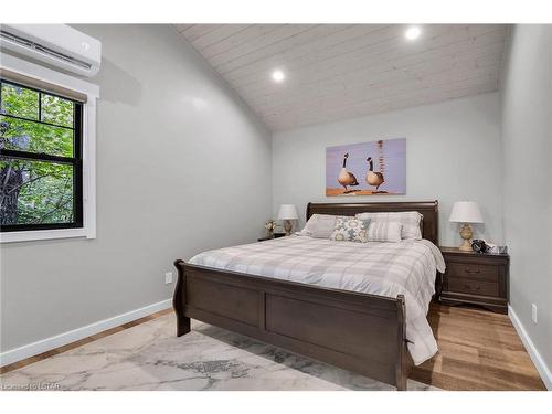 9941 Nipigon Street, Port Franks, ON - Indoor Photo Showing Bedroom