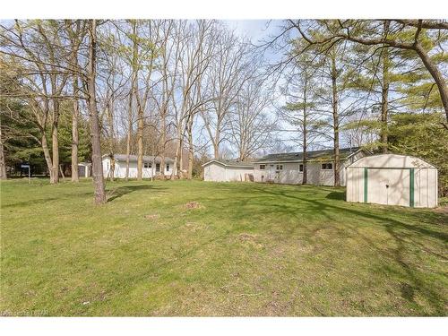 20927 Lakeside Drive, Thorndale, ON - Outdoor