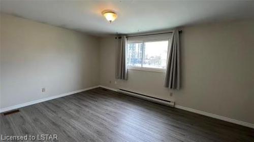 1-82 Finch Drive, Sarnia, ON - Indoor Photo Showing Other Room