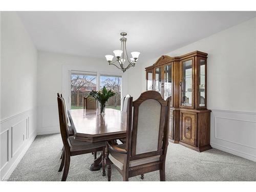 56 Piers Crescent, London, ON - Indoor Photo Showing Dining Room