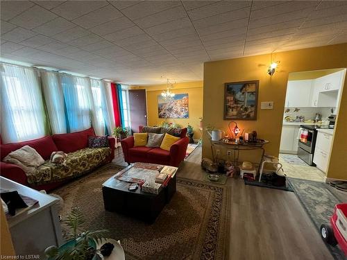 503-3621 Lake Shore Boulevard W, Etobicoke, ON - Indoor Photo Showing Living Room