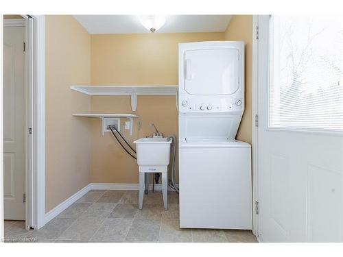 6782 East Parkway Drive, Lambton Shores, ON - Indoor Photo Showing Laundry Room