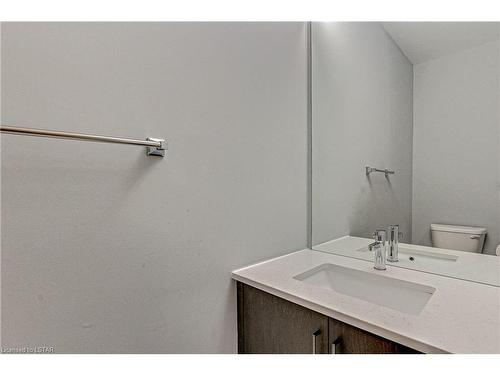 98 Locky Lane, Komoka, ON - Indoor Photo Showing Bathroom