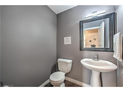 3382 Emilycarr Lane, London, ON - Indoor Photo Showing Bathroom